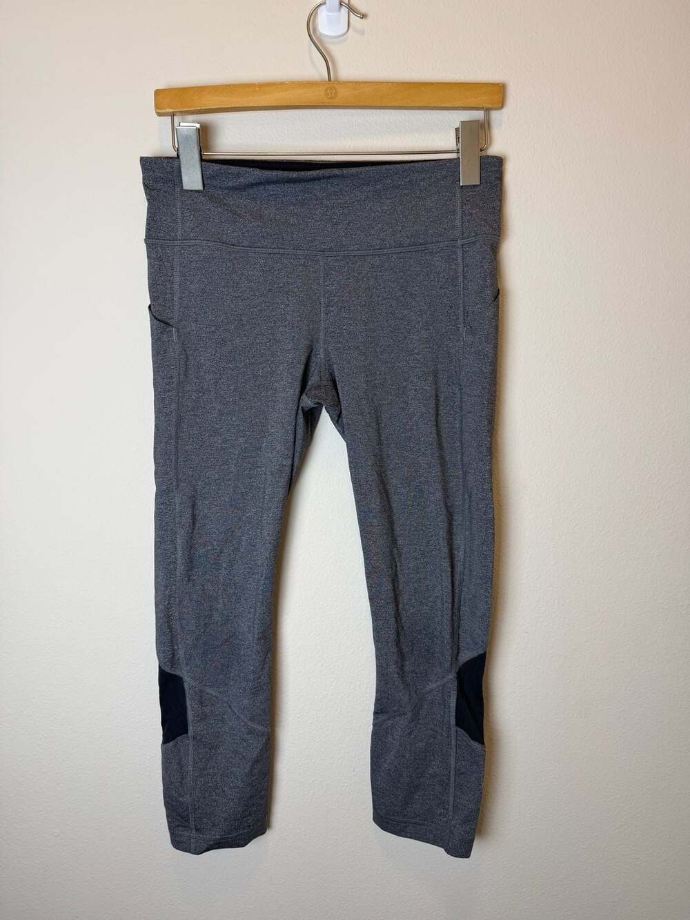 Lululemon Pace Rival Crop Heathered Gray Black Leggings Size 8